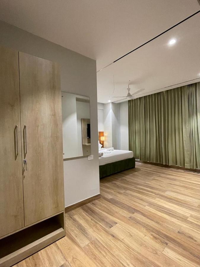 Hotel West Inn Premium Kharar Luaran gambar