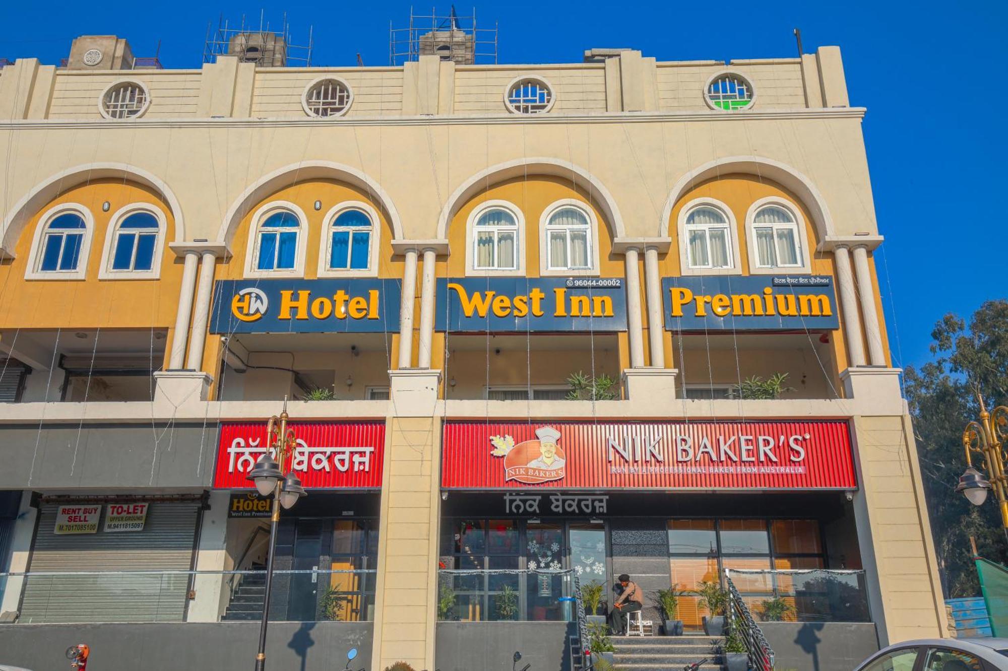 Hotel West Inn Premium Kharar Luaran gambar
