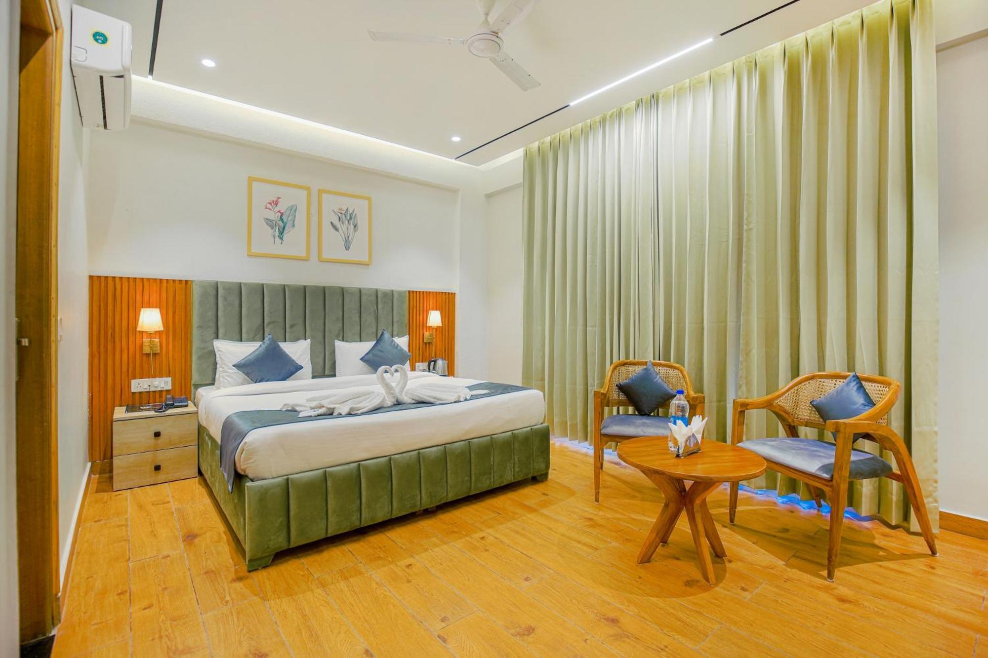 Hotel West Inn Premium Kharar Luaran gambar